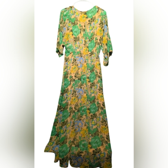 Entro EUC Small Floral V-Neck Maxi Dress PTP 22 - Picture 2 of 5